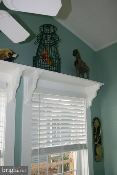 411 Walnut Grove Road Baltimore, MD 21221 - Photo 24 of 30 Interior (General)
