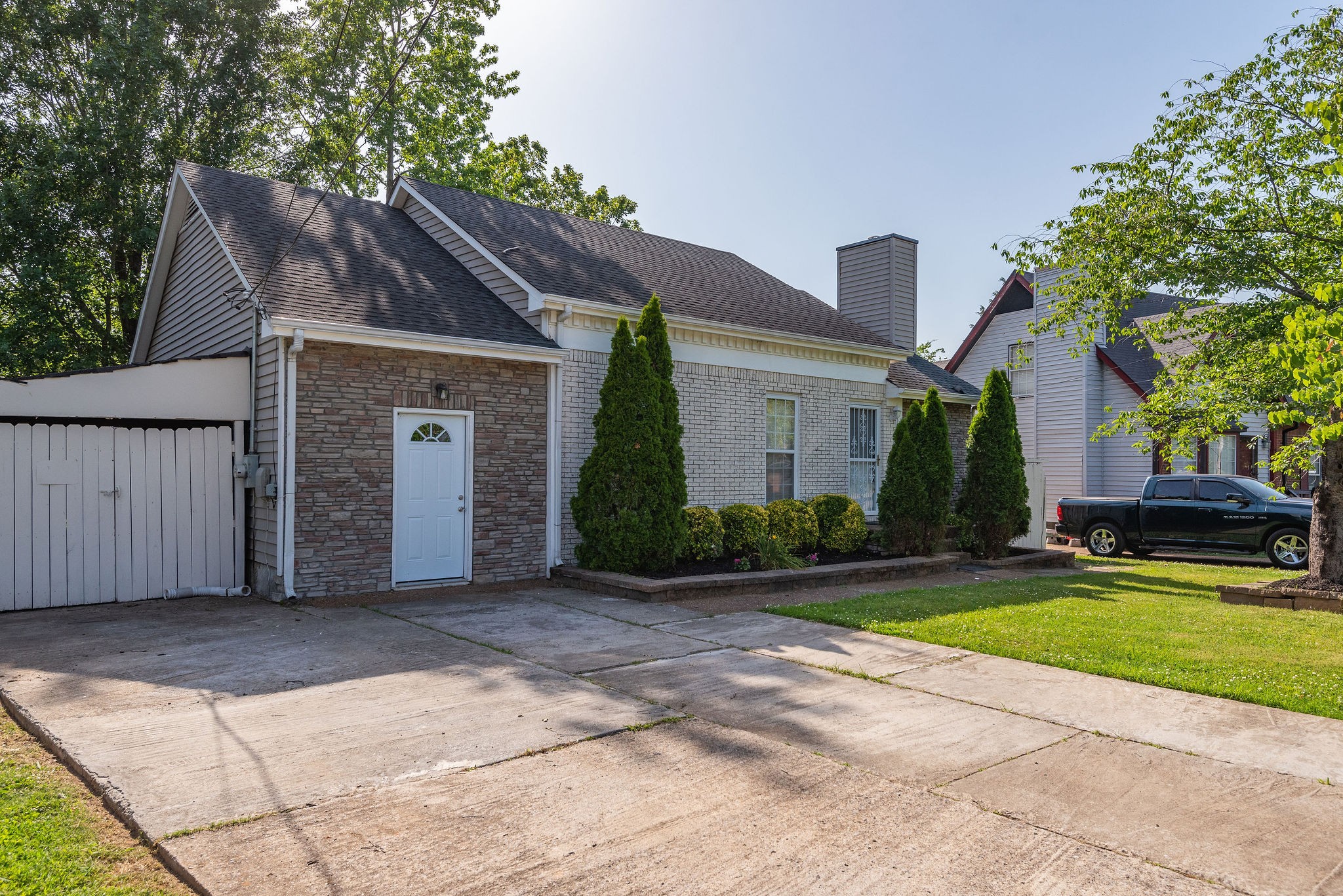305 Cedarcliff Road Antioch, TN 37013 - Photo 1 of 32 a view of a house with a yard
