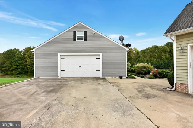 $1,375,000 | 105 Port Court, Grasonville, MD 21638