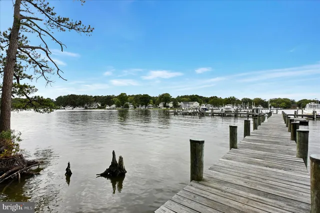 $1,375,000 | 105 Port Court, Grasonville, MD 21638