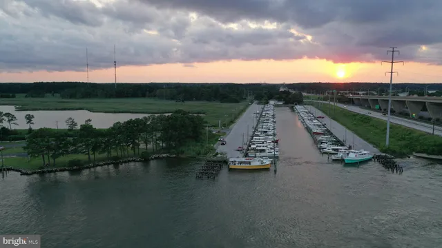 $1,375,000 | 105 Port Court, Grasonville, MD 21638