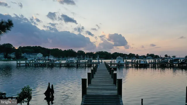 $1,375,000 | 105 Port Court, Grasonville, MD 21638