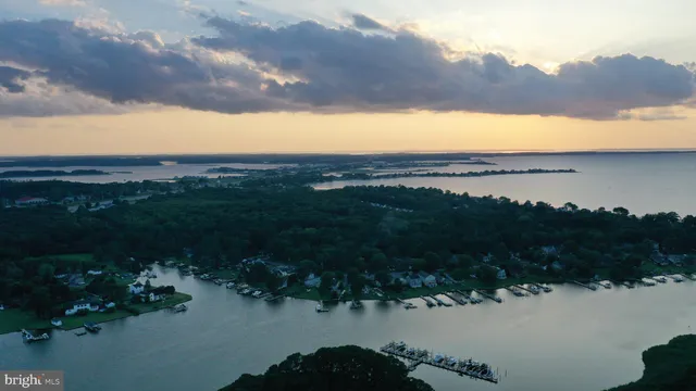 $1,375,000 | 105 Port Court, Grasonville, MD 21638