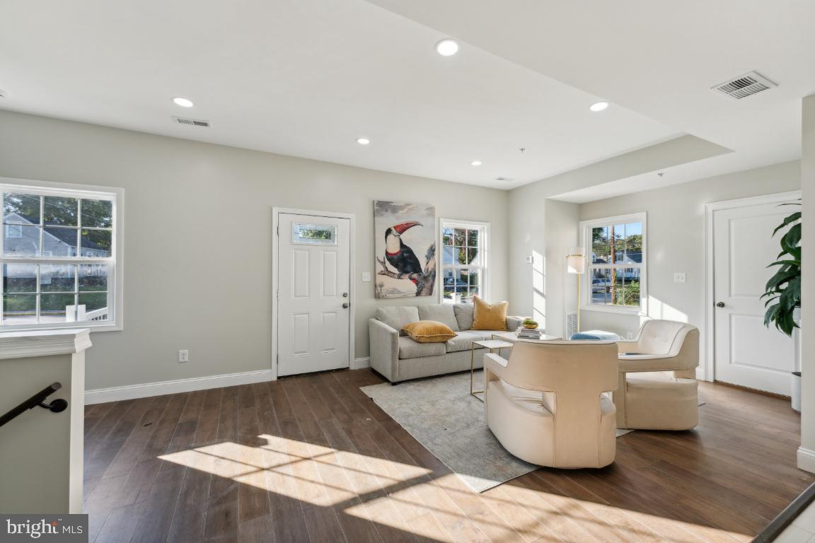 4418 Morgan Road Morningside, MD 20746 - Photo 3 of 24