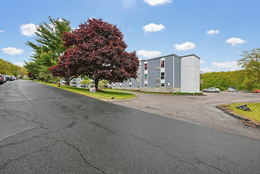 147 Turner Road, Unit 73 Holliston, MA 01746 - Photo 24 of 27