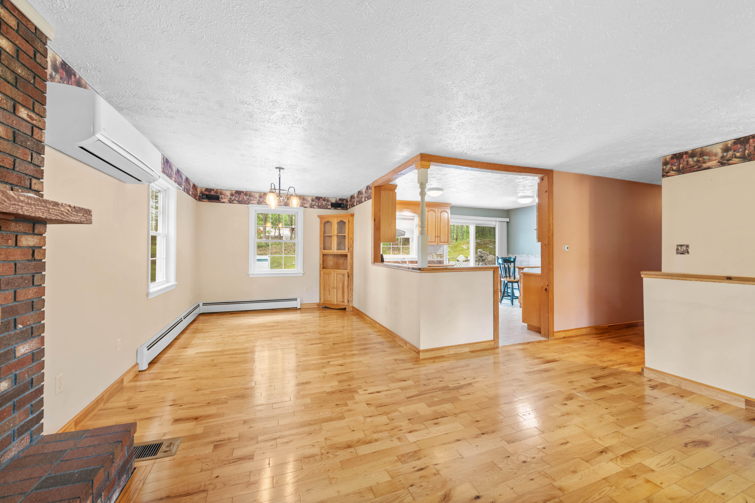 460 Pool Street Biddeford, ME 04005 - Photo 11 of 37 460 Pool St biddeford pic#11