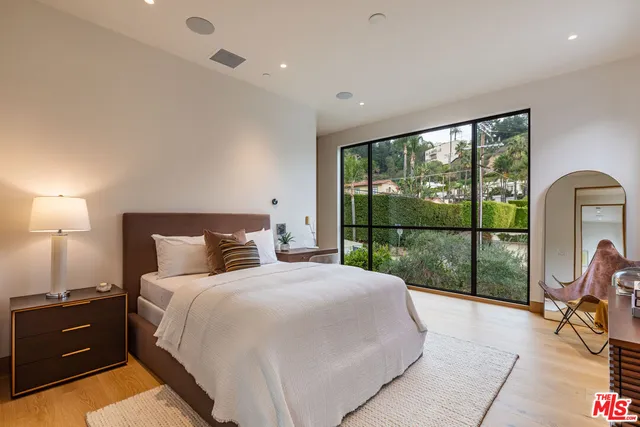 $19,995,000 | 1307 North Doheny Drive, Los Angeles, CA 90069