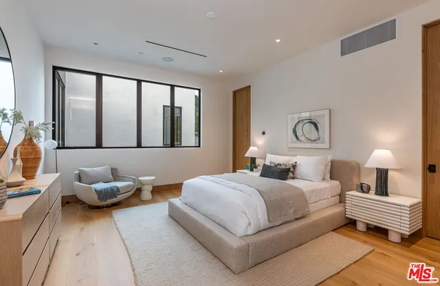 $19,995,000 | 1307 North Doheny Drive, Los Angeles, CA 90069