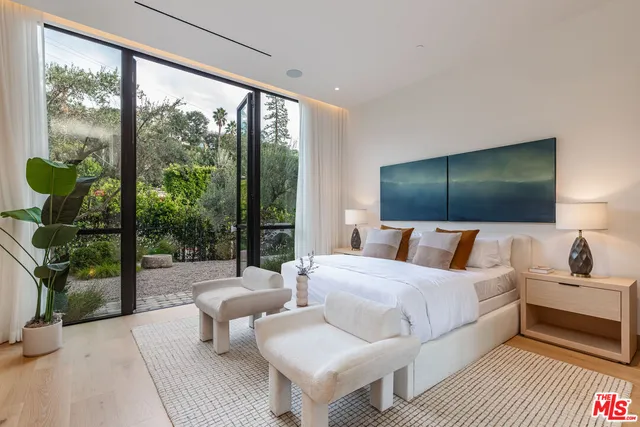 $19,995,000 | 1307 North Doheny Drive, Los Angeles, CA 90069