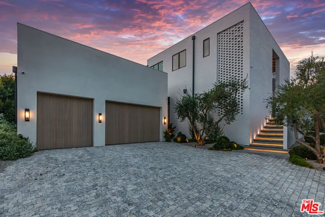 $19,995,000 | 1307 North Doheny Drive, Los Angeles, CA 90069