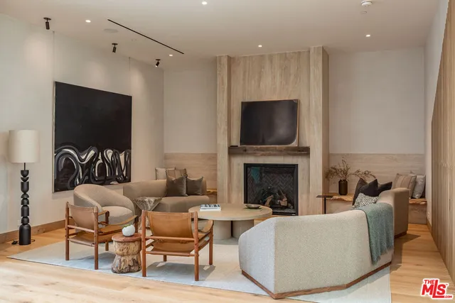 $19,995,000 | 1307 North Doheny Drive, Los Angeles, CA 90069