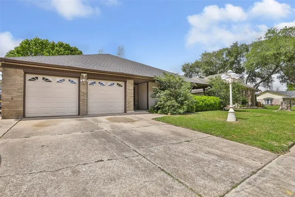 $295,000 | 6006 Egypt Drive, Pasadena, TX 77505