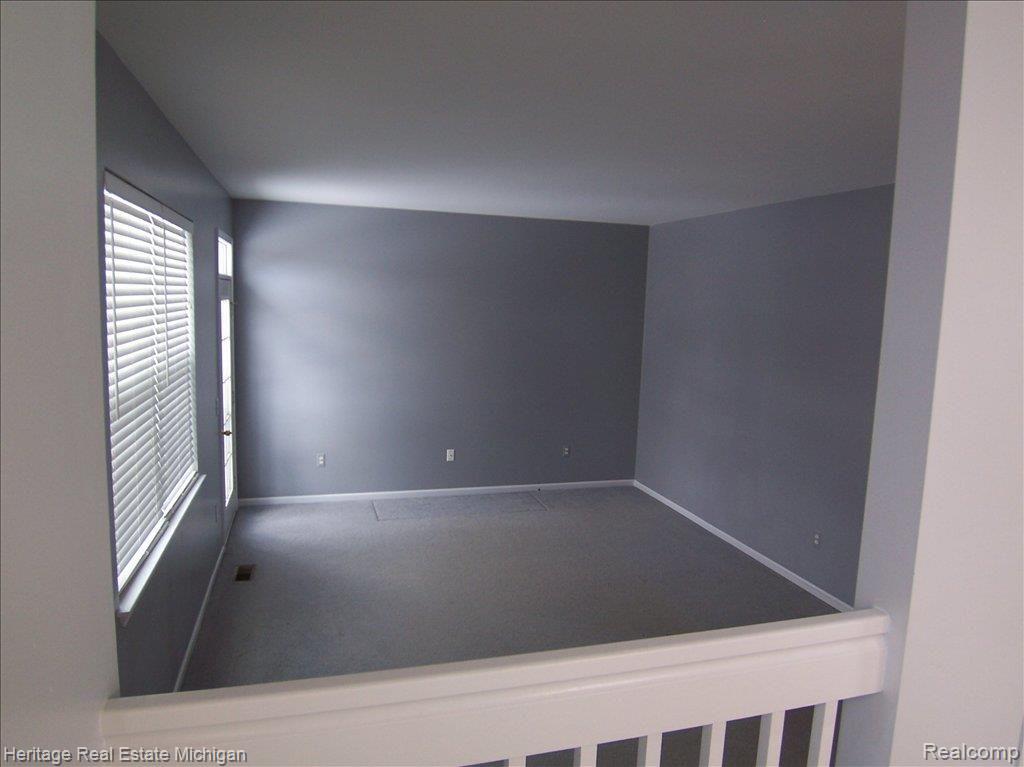 2547 Ravine Side North Howell, MI 48843 - Photo 10 of 23 Family Room