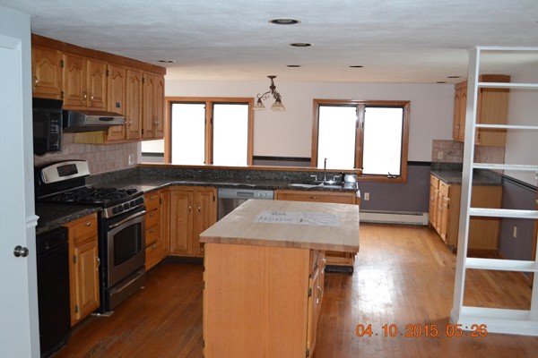 38 Fuller Road Sutton, MA 01590 - Photo 2 of 8
