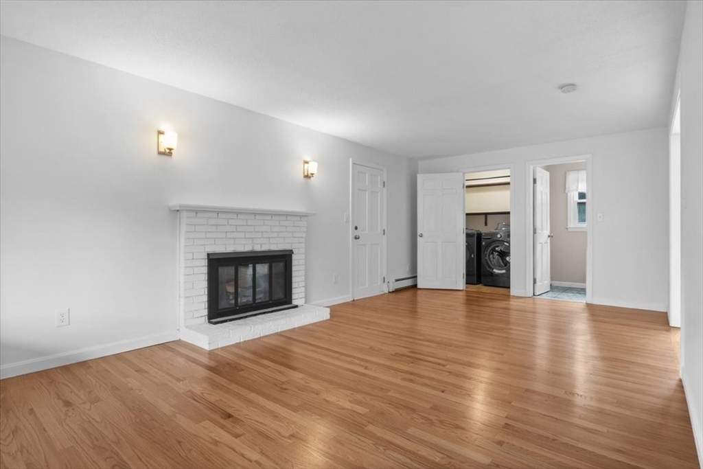 33 Barnstable Road Norfolk, MA 02056 - Photo 11 of 32 Gallery Image 11