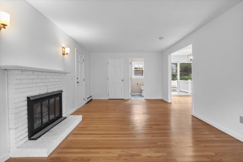 33 Barnstable Road Norfolk, MA 02056 - Photo 12 of 32 Gallery Image 12