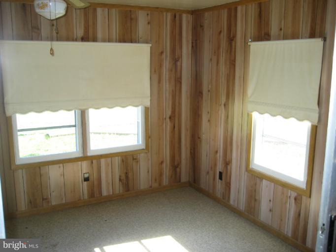 629 Quarry Road Berryville, VA 22611 - Photo 7 of 22 Interior (General)