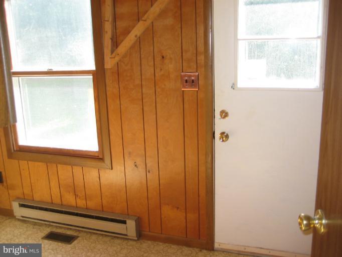 629 Quarry Road Berryville, VA 22611 - Photo 10 of 22 Interior (General)