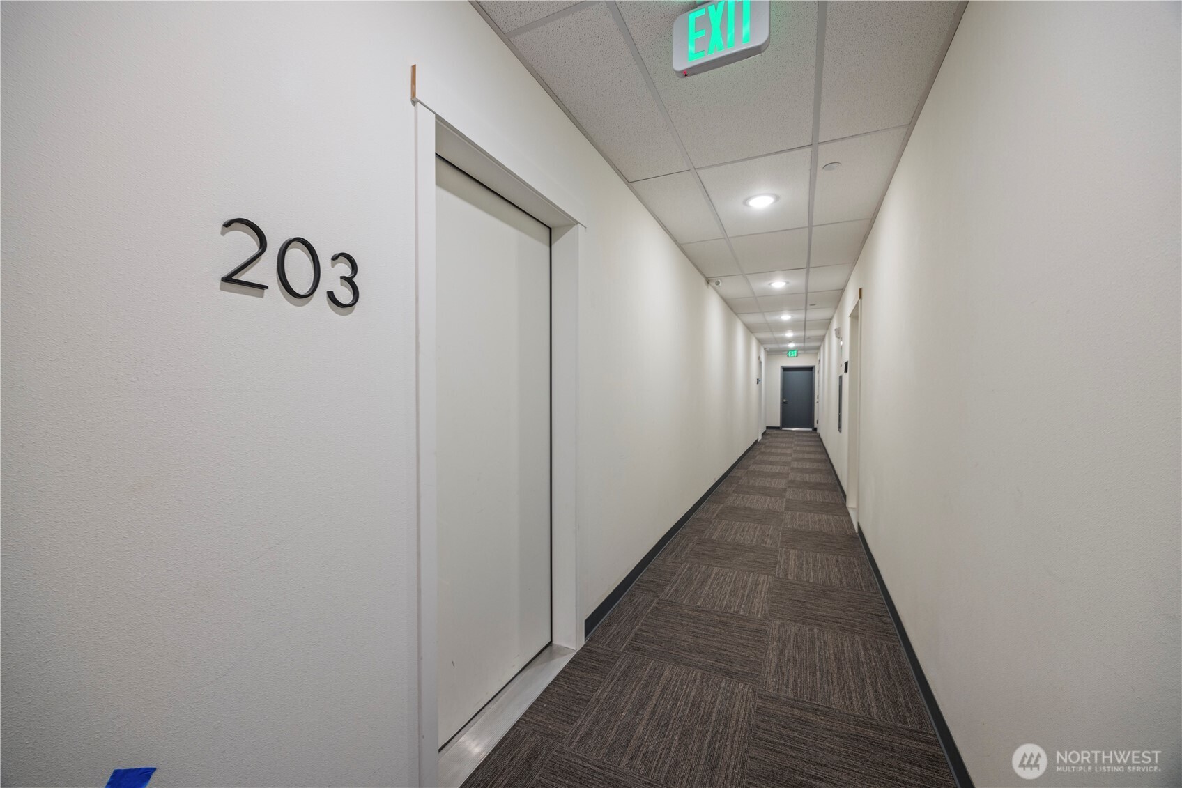 2152 North 185th Street Shoreline, WA 98133 - Photo 7 of 40 a view of gallery