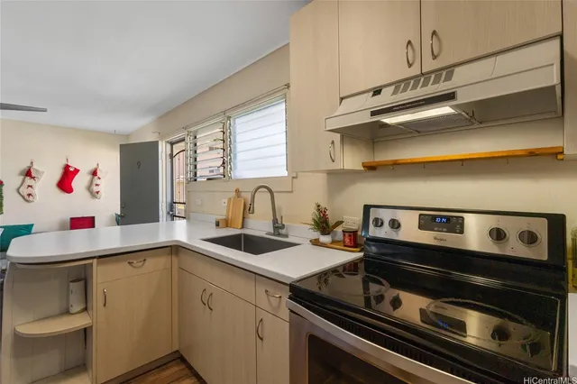 $418,900 | 1707 Anapuni Street, Unit 9, Honolulu, HI 96822