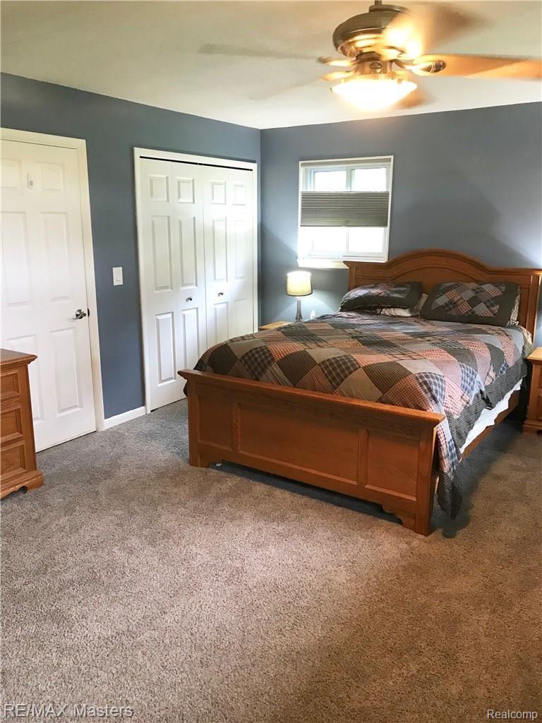 1939 East Sigler Road Carleton, MI 48117 - Photo 13 of 52 s9.JPG