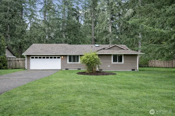 $399,900 | 3342 Stanford Court Southeast, Lacey, WA 98503