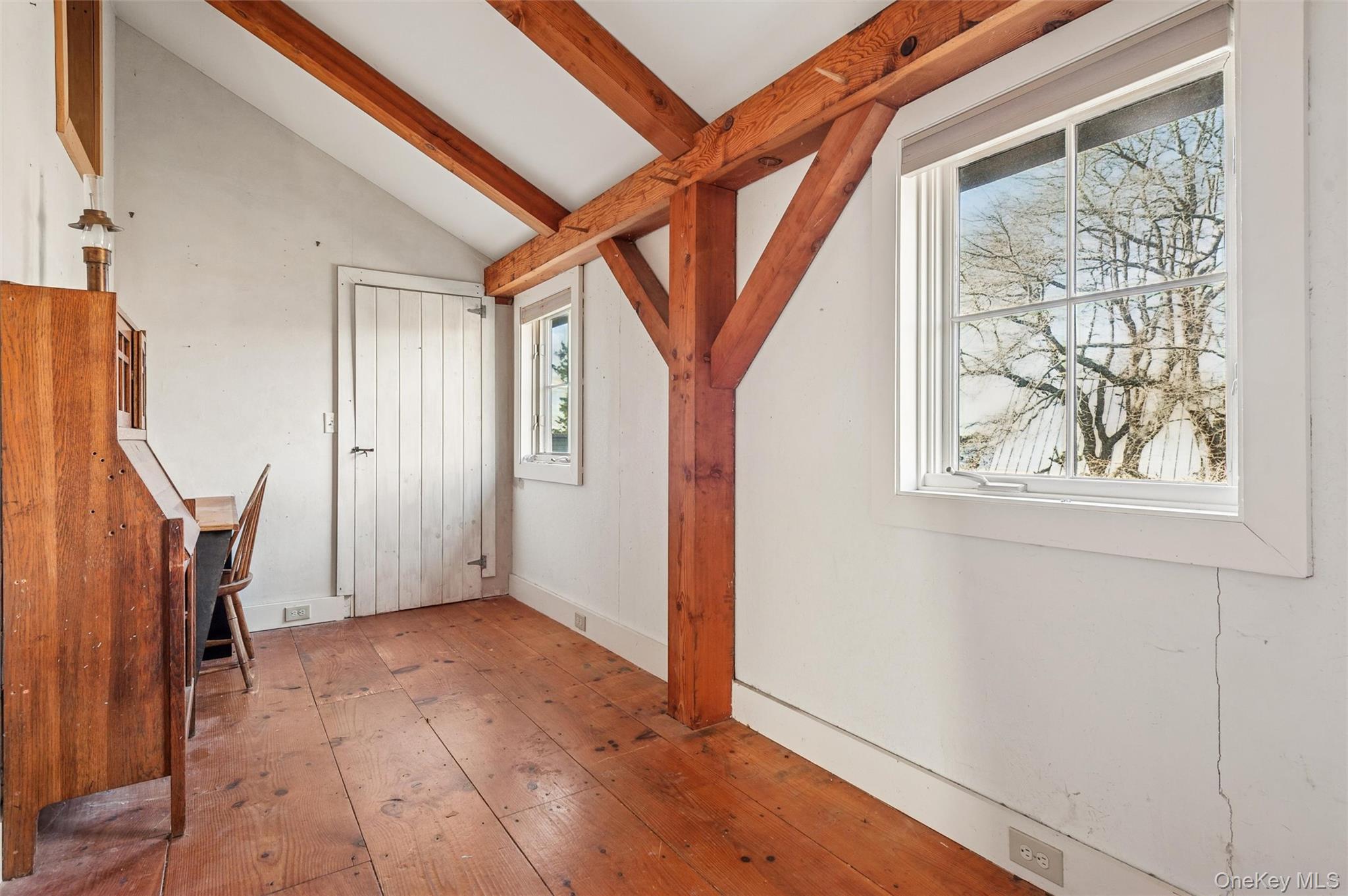 7 Jagger Lane Westhampton, NY 11977 - Photo 12 of 22 Bonus room with wood-type flooring and baseboards