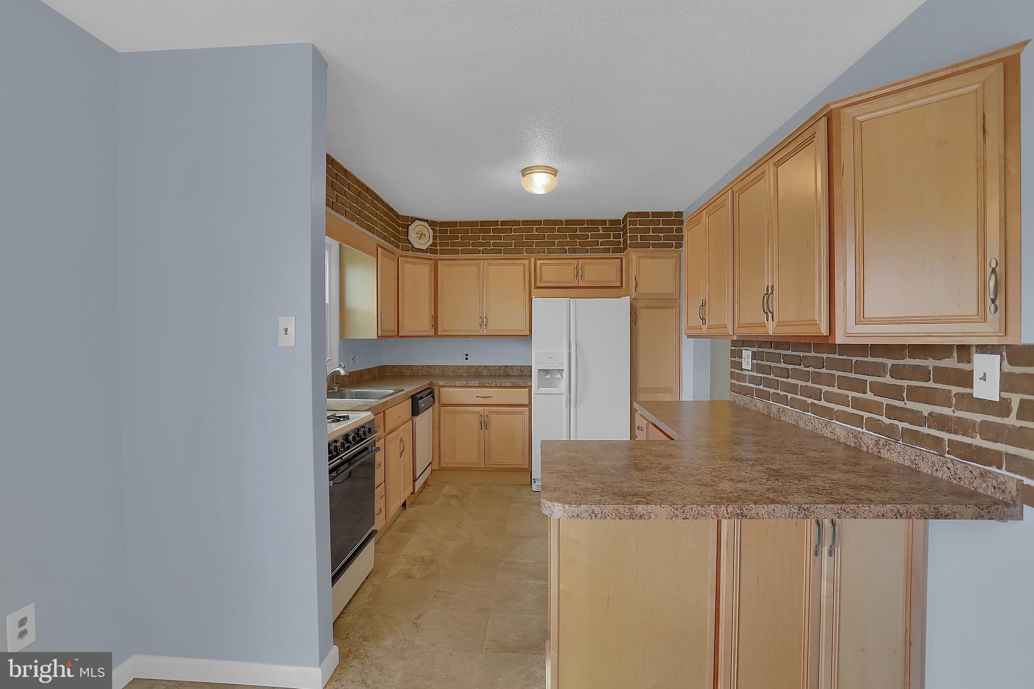 97 Orchard Road New Park, PA 17352 - Photo 11 of 38 Gallery Image 11
