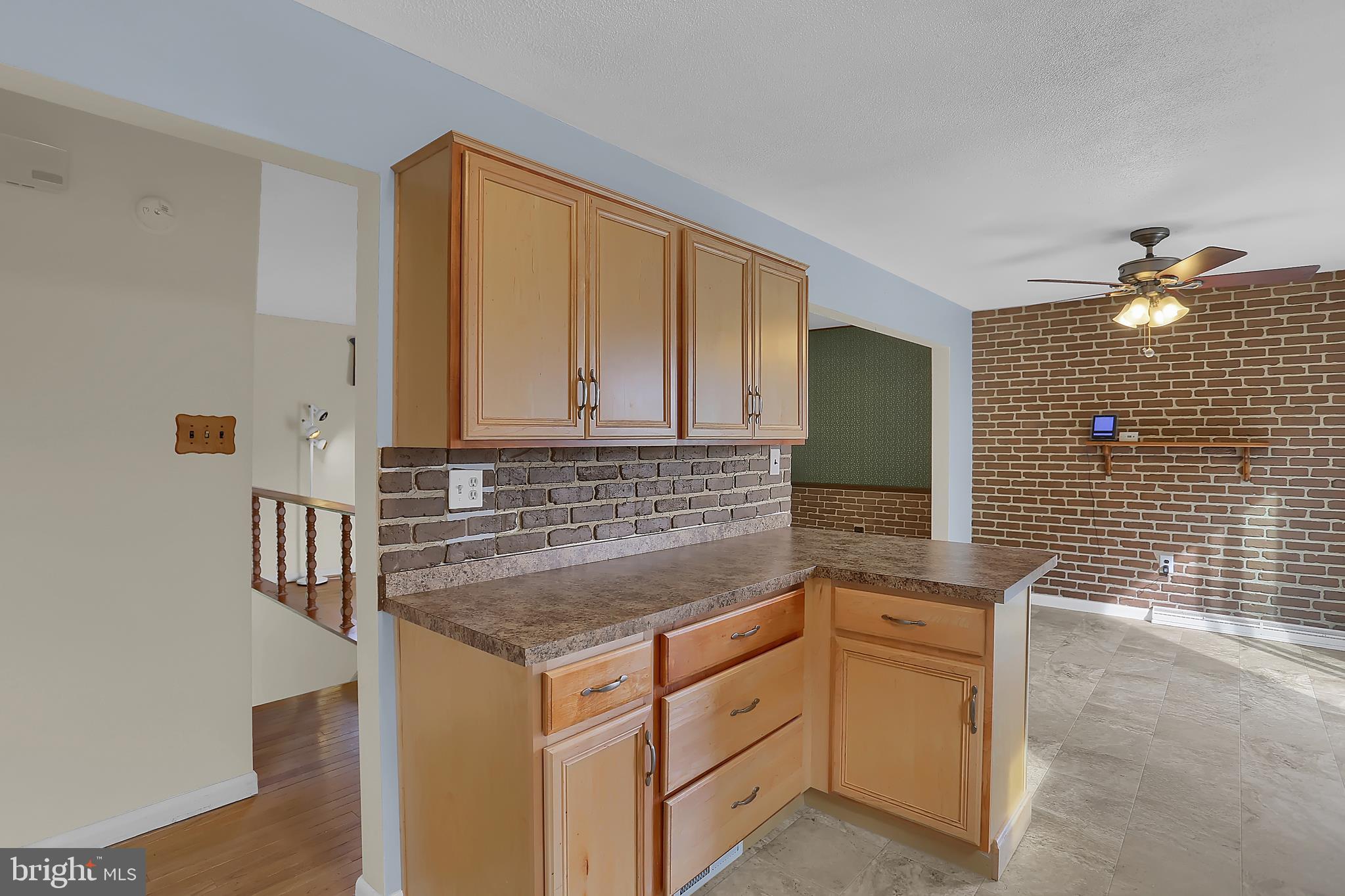 97 Orchard Road New Park, PA 17352 - Photo 4 of 38 Gallery Image 4