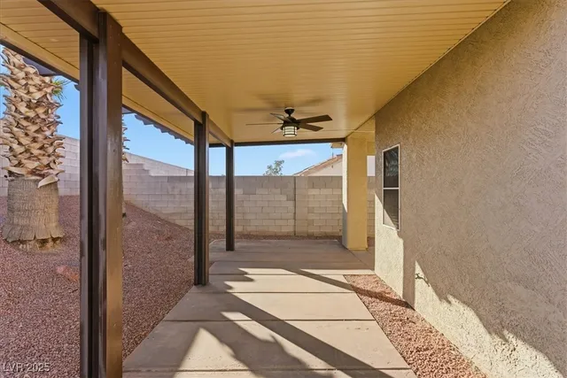 $2,100 | 533 Coolidge Avenue, Henderson, NV 89015