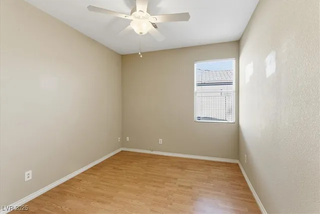 $2,100 | 533 Coolidge Avenue, Henderson, NV 89015