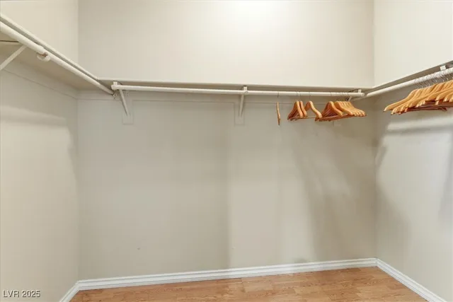 $2,100 | 533 Coolidge Avenue, Henderson, NV 89015