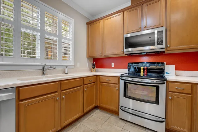 $399,900 | 2031 Windsor Oaks Court, Tallahassee, FL 32308