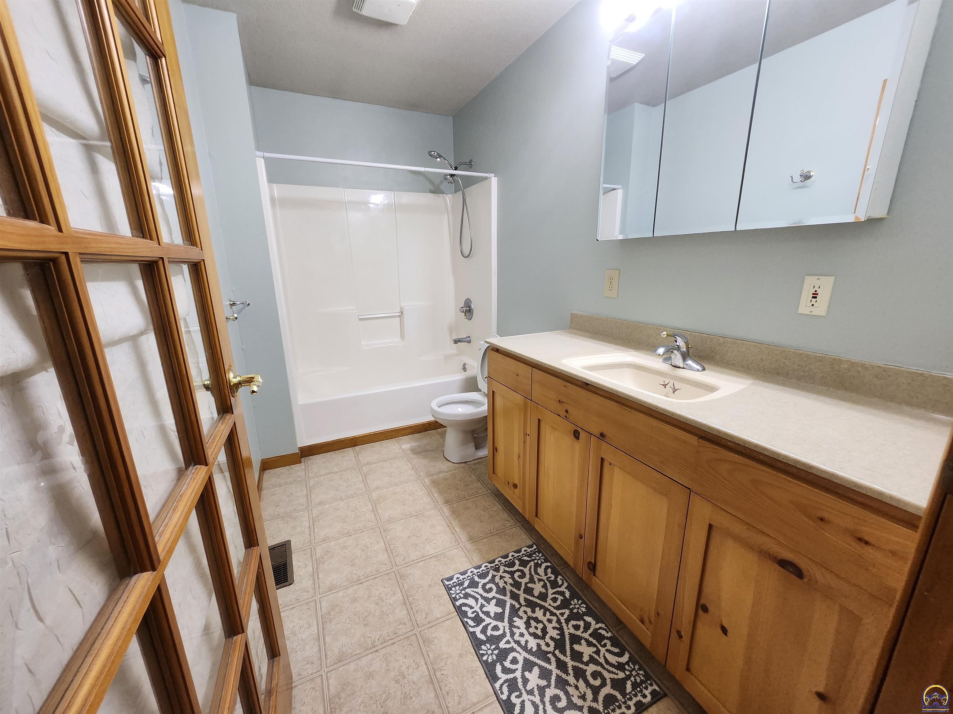 13232-second 178th Road Mayetta, KS 66509 - Photo 6 of 20