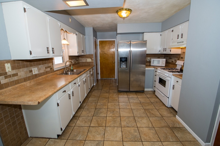 54611 Clover Road Mishawaka, IN 46545 - Photo 4 of 22