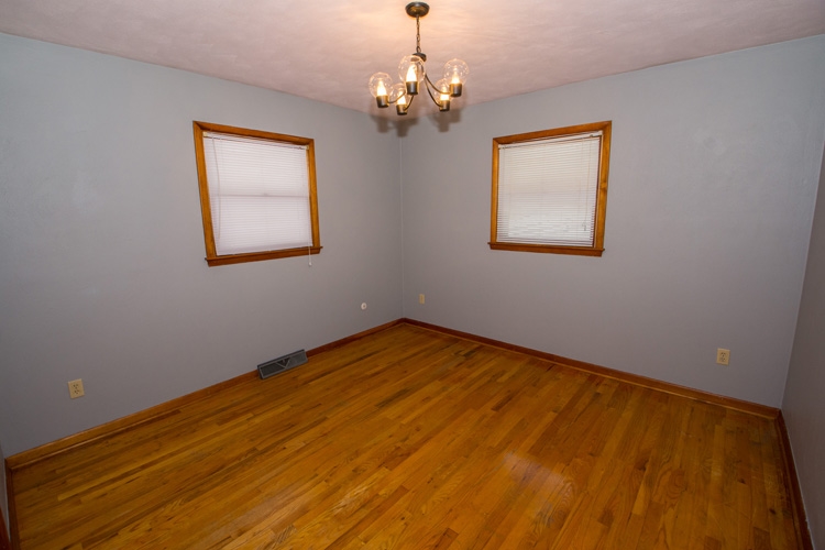 54611 Clover Road Mishawaka, IN 46545 - Photo 7 of 22