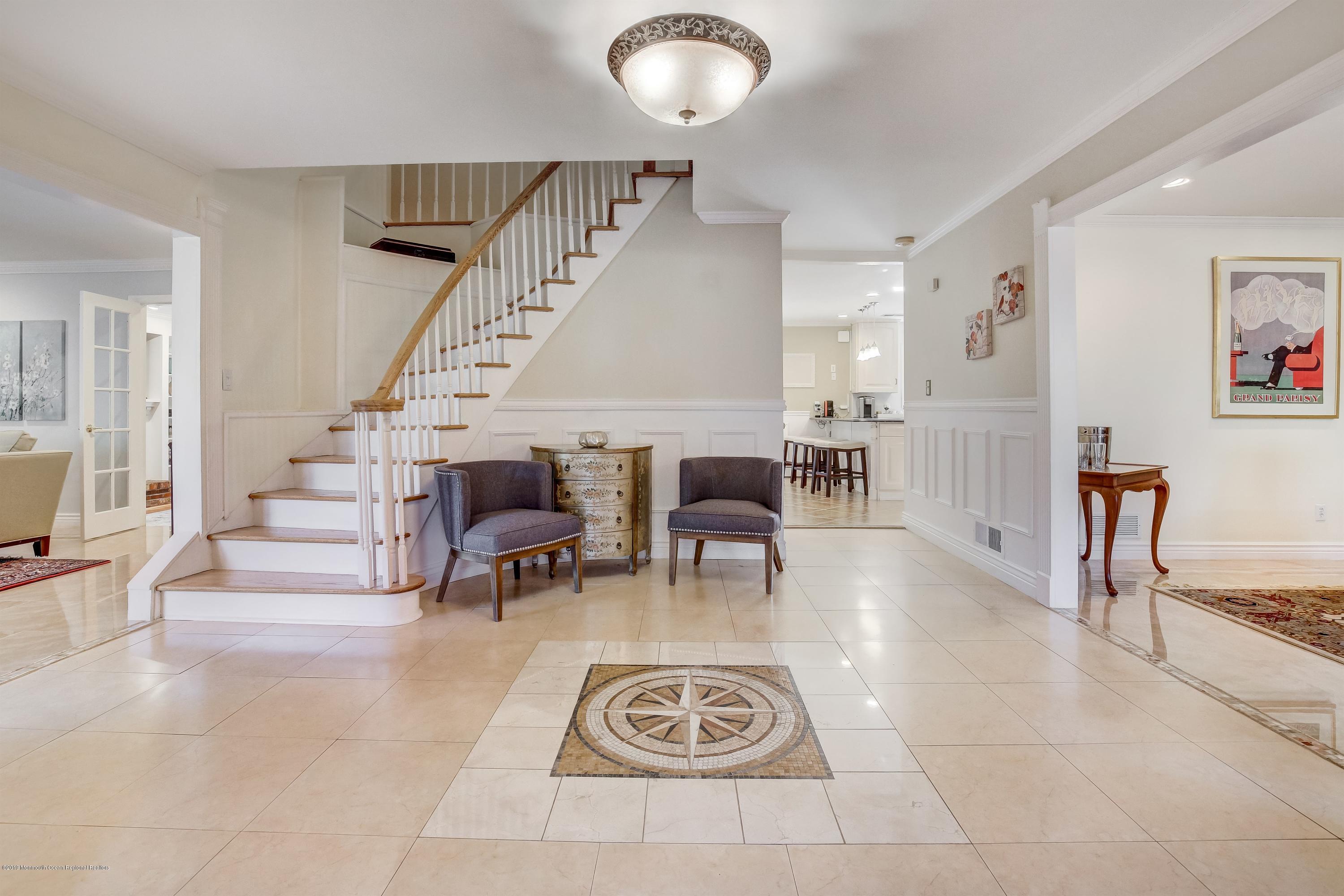 12 Huntley Road Holmdel, NJ 07733 - Photo 4 of 28 005_Foyer