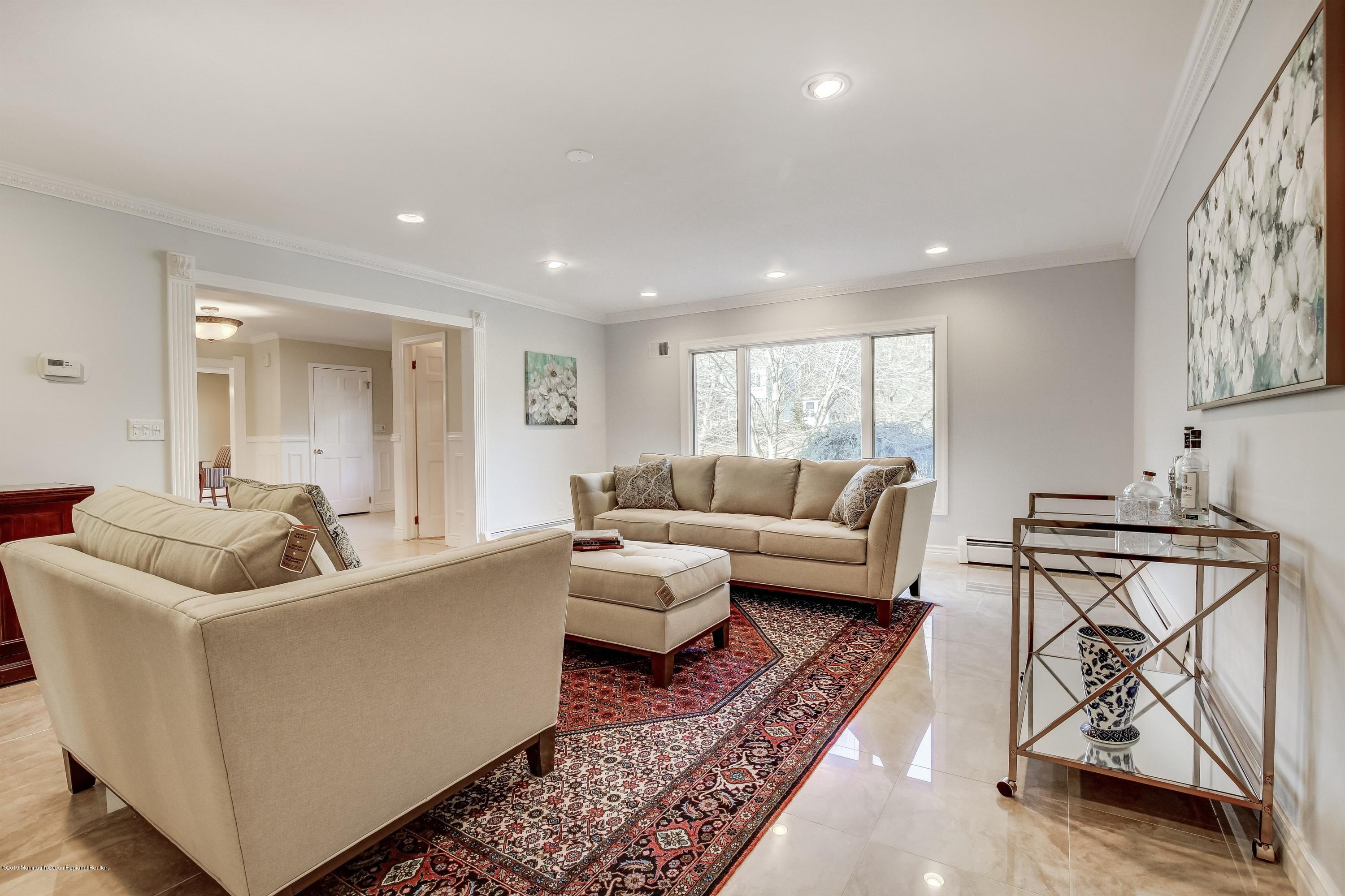 12 Huntley Road Holmdel, NJ 07733 - Photo 6 of 28 007_Living Room