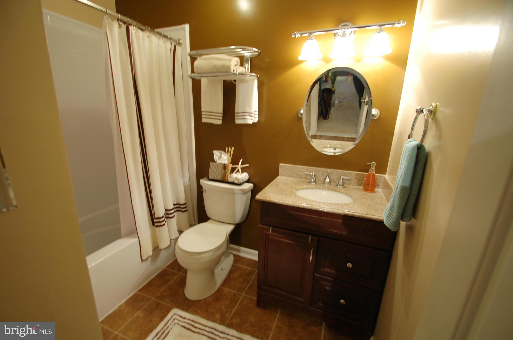 1021 Double Gate Road Davidsonville, MD 21035 - Photo 19 of 29 Bath