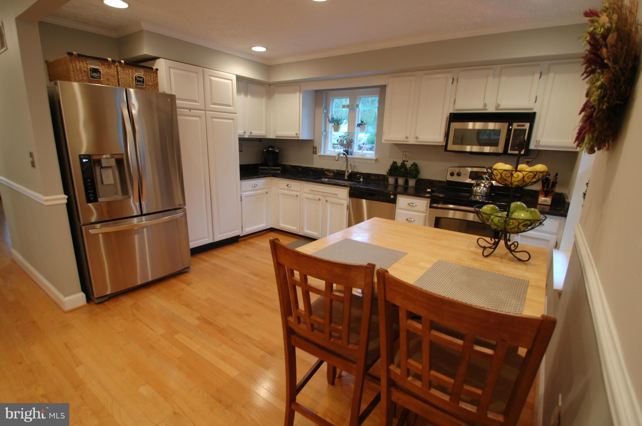 1021 Double Gate Road Davidsonville, MD 21035 - Photo 9 of 29 Kitchen