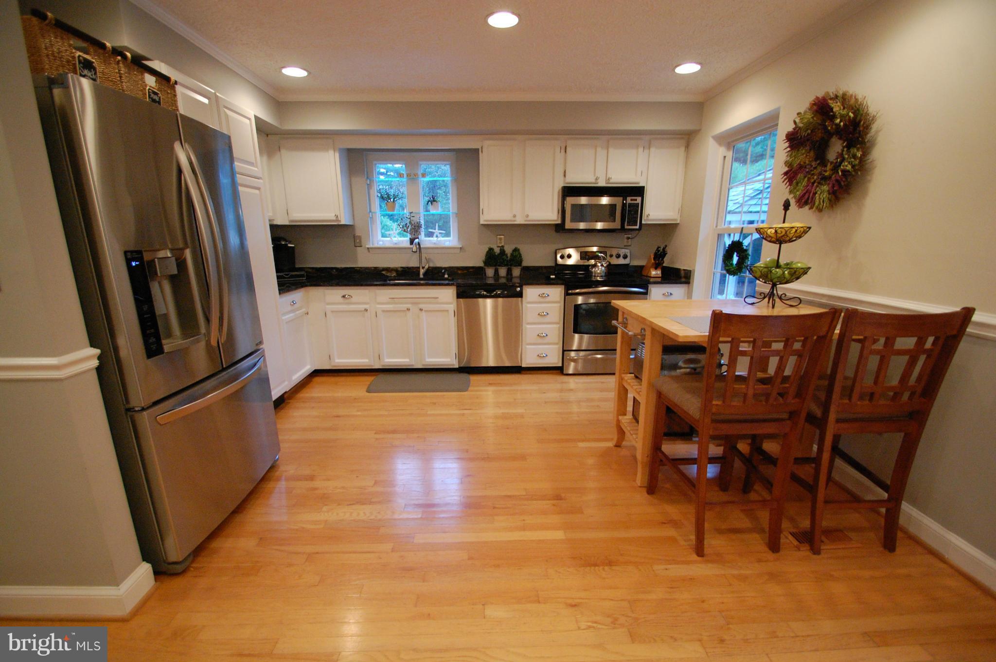 1021 Double Gate Road Davidsonville, MD 21035 - Photo 10 of 29 Kitchen
