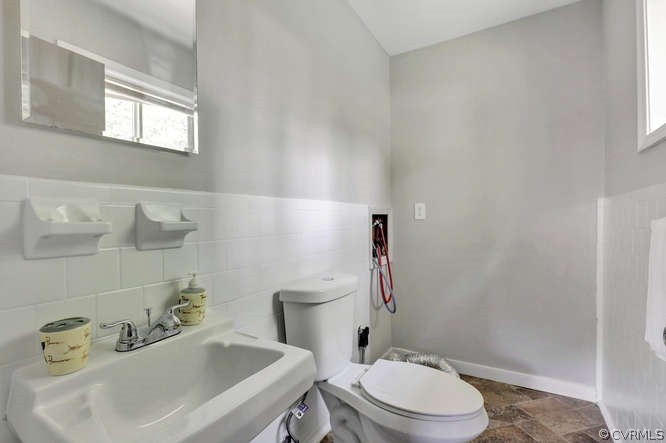 5352 Germain Road Richmond, VA 23224 - Photo 11 of 16 Gallery Image 11