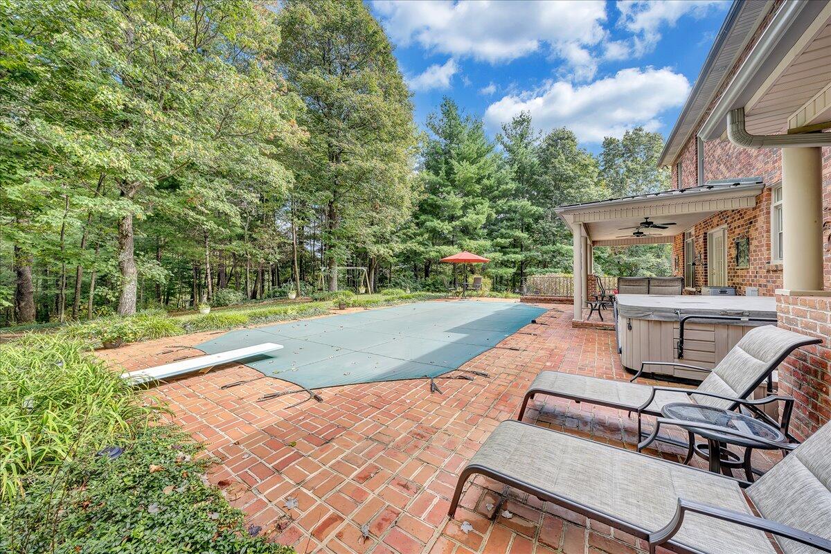 6348 Sunnyvale Road Roanoke, VA 24018 - Photo 8 of 75 08-D R E A M-5281