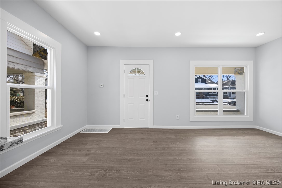 2121 Reno Avenue New Albany, IN 47150 - Photo 7 of 38 Gallery Image 7