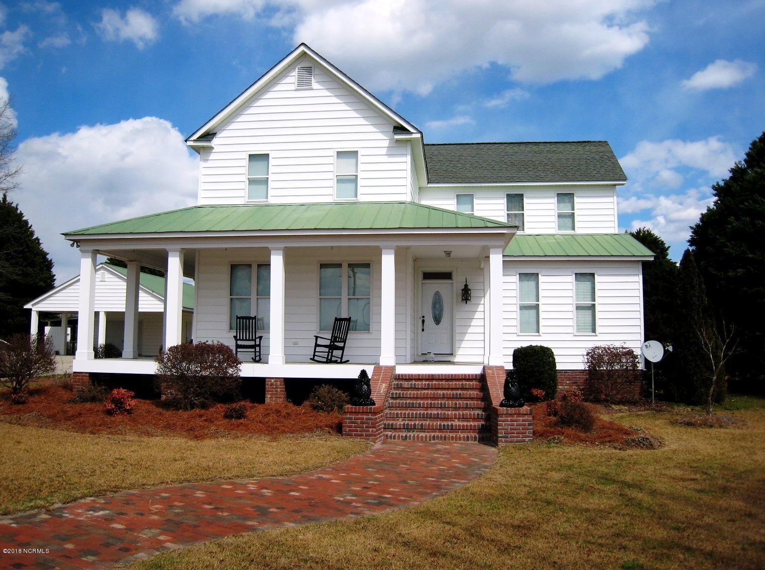 247 Lyman Road Beulaville, NC 28518 - Photo 2 of 35 247 Lyman Rpad