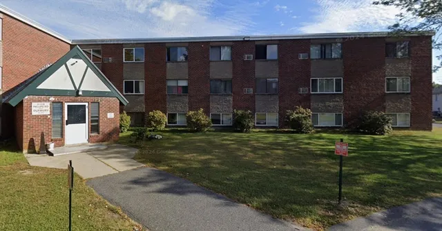 $1,700 | 2108 Phillips Road, Unit 47, New Bedford, MA 02745