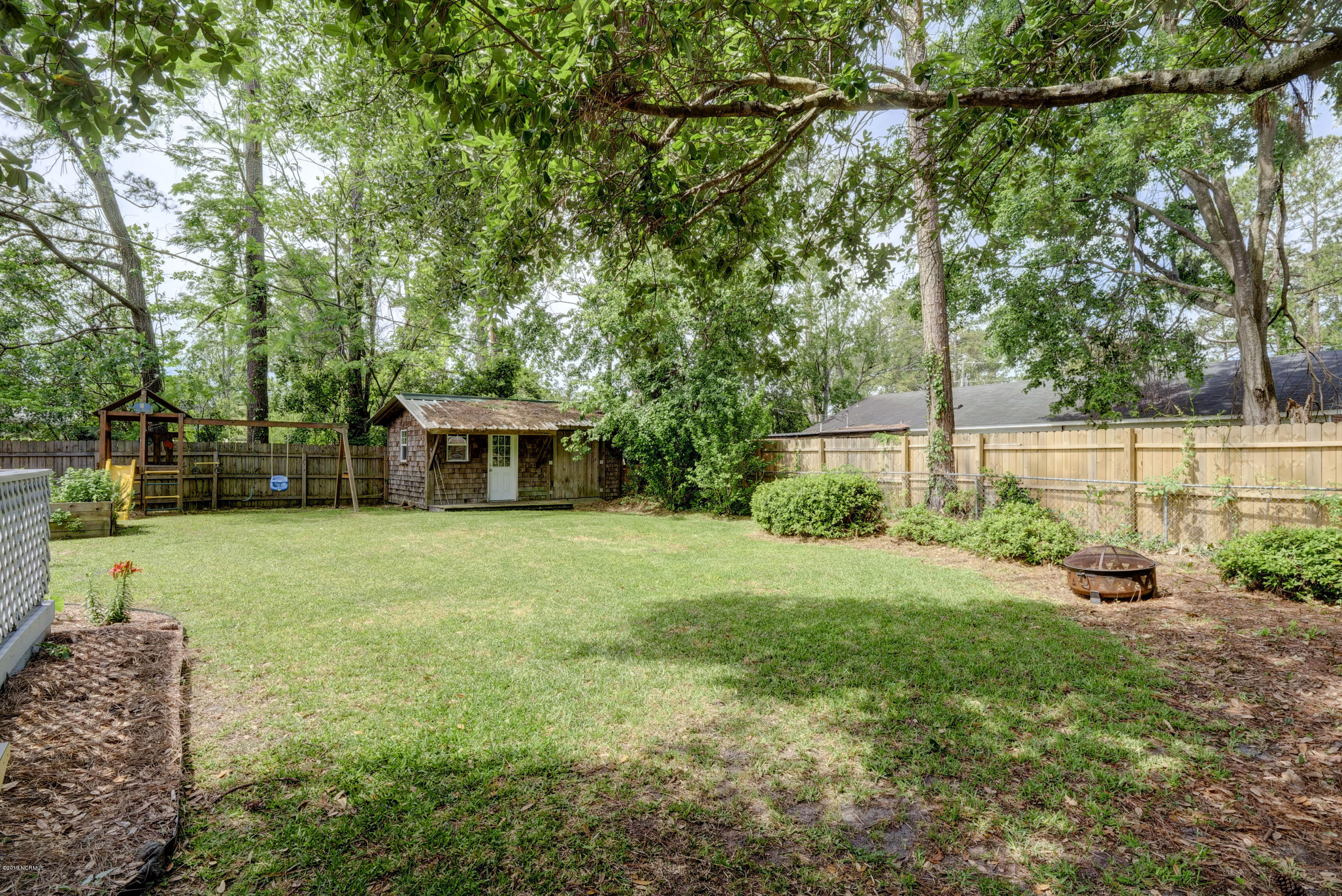 4553 Middlesex Road Wilmington, NC 28405 - Photo 27 of 30 .