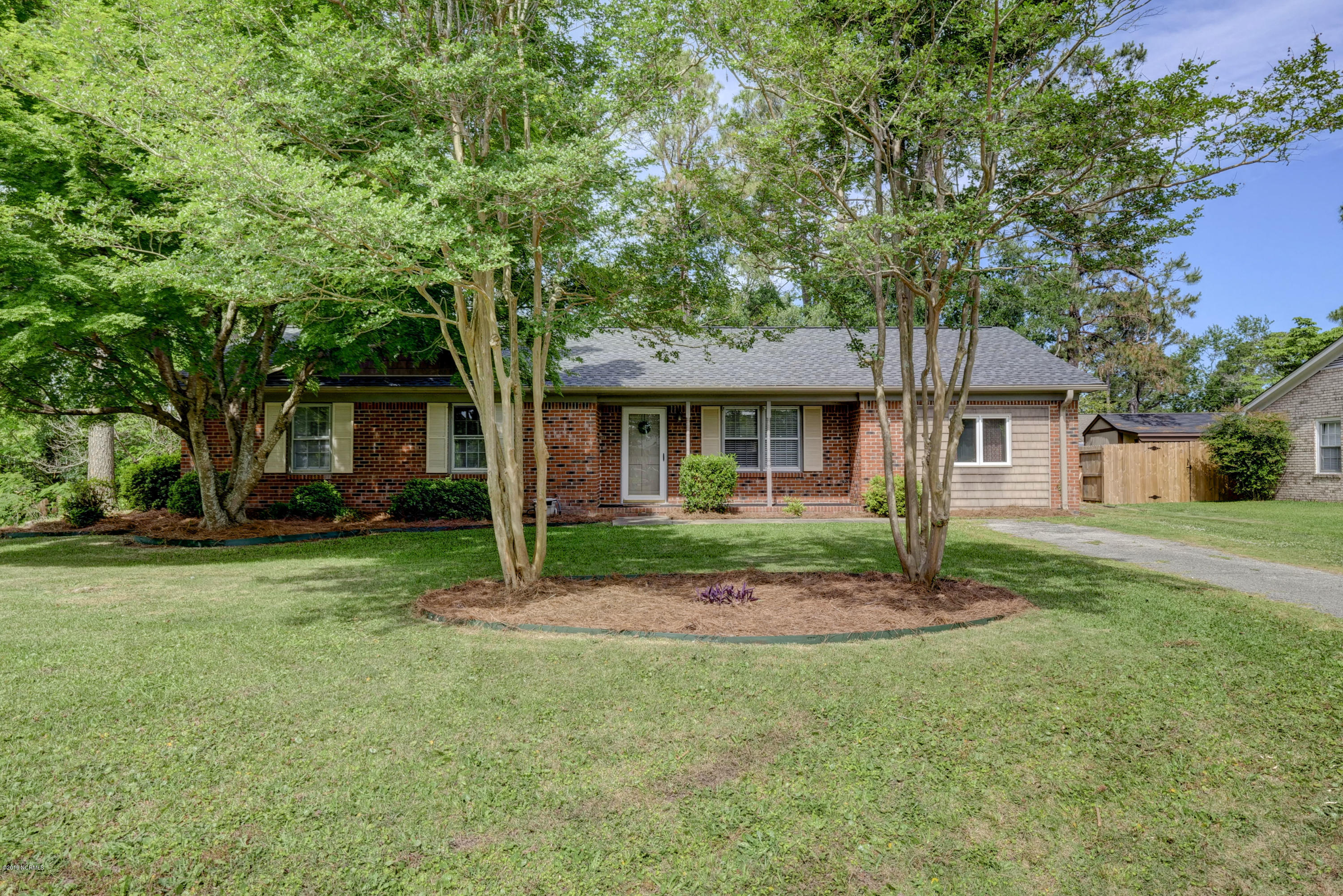 4553 Middlesex Road Wilmington, NC 28405 - Photo 3 of 30 .
