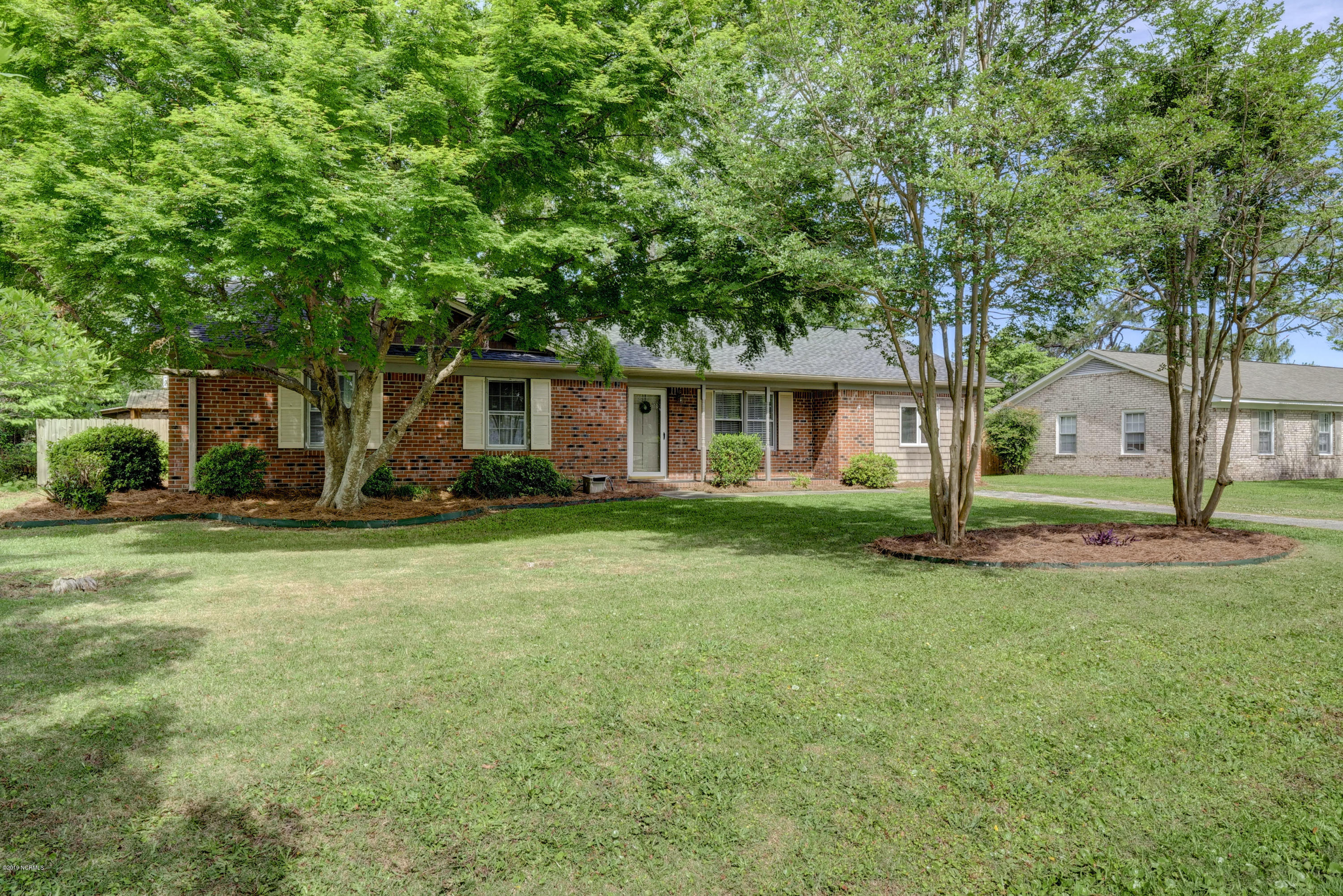 4553 Middlesex Road Wilmington, NC 28405 - Photo 4 of 30 .