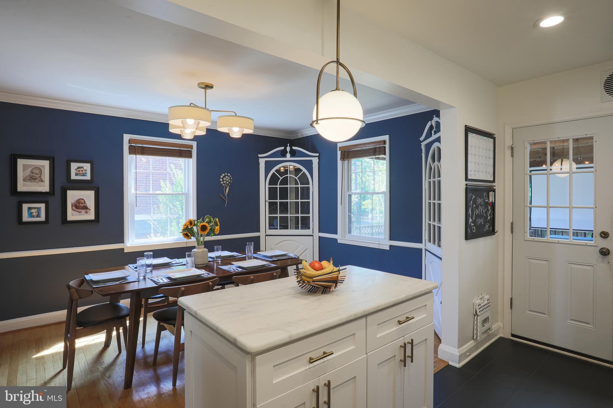 6422 Pinehurst Road Baltimore, MD 21212 - Photo 20 of 56 West Elm designer light fixtures